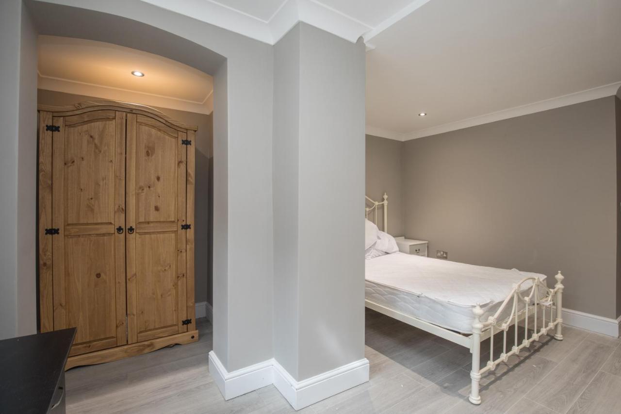 Riverside Central Kingston Flat 1B Surbiton Exterior foto